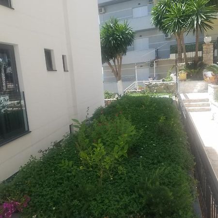 Apartamente Duplex Berti Saranda Kültér fotó